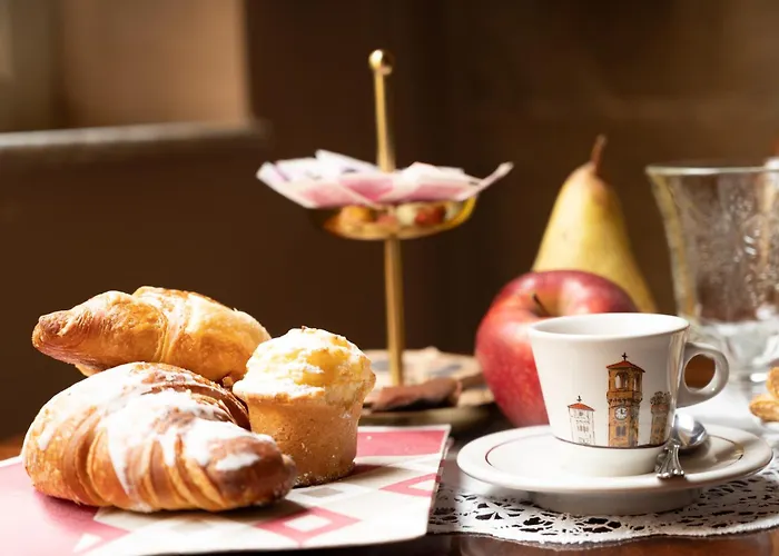 L'antica Bifore Lucca